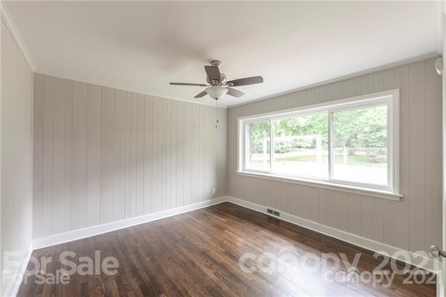 6401 Randy Drive Charlotte, NC 28215 - Photo 18 of 21 Gallery Image 18