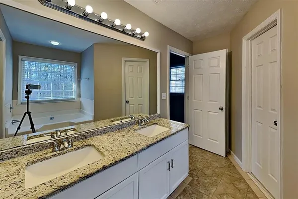 $2,250 | 1587 Casper Hill Drive, Buford, GA 30519