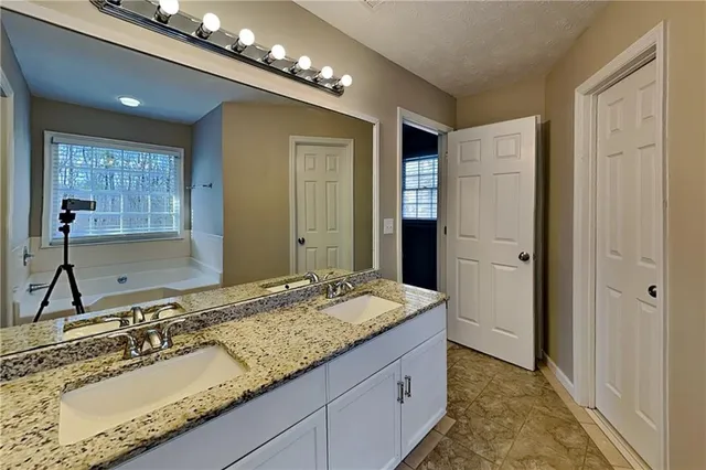 $2,345 | 1587 Casper Hill Drive, Buford, GA 30519