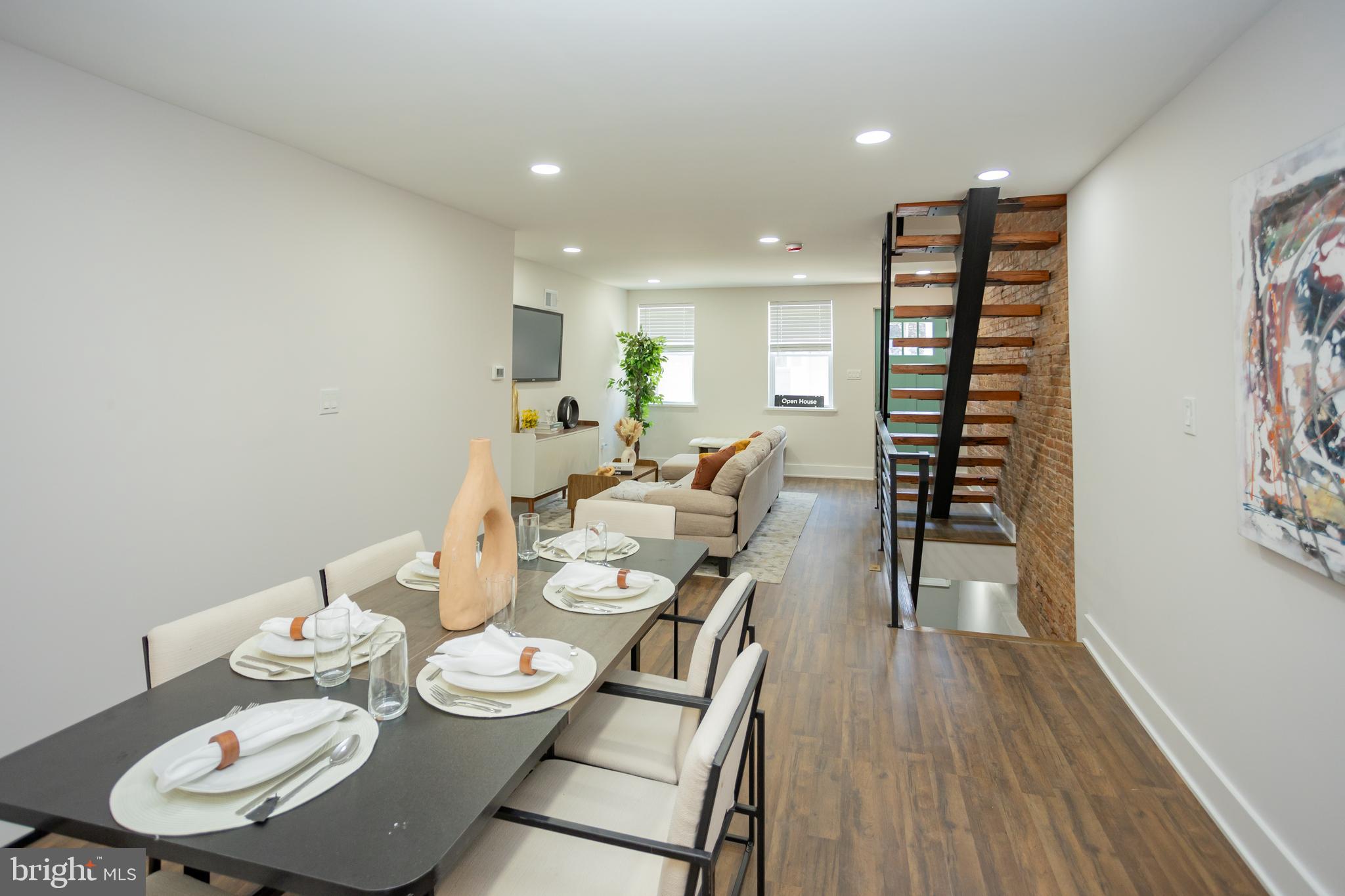 429 Tasker Street Philadelphia, PA 19148 - Photo 17 of 44 Dinning