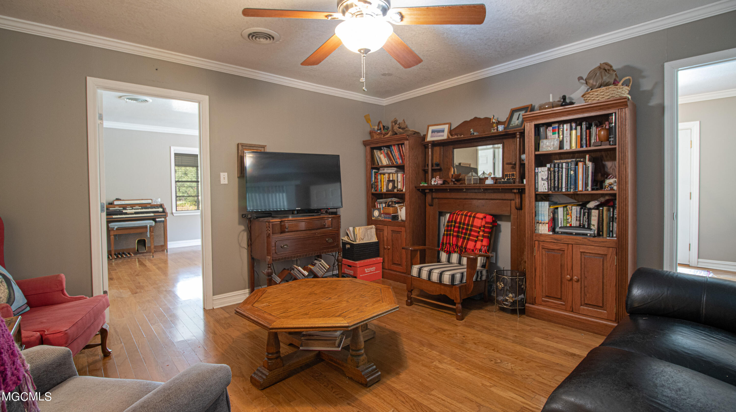 4926 Courthouse Road Gulfport, MS 39507 - Photo 14 of 28 Family Room