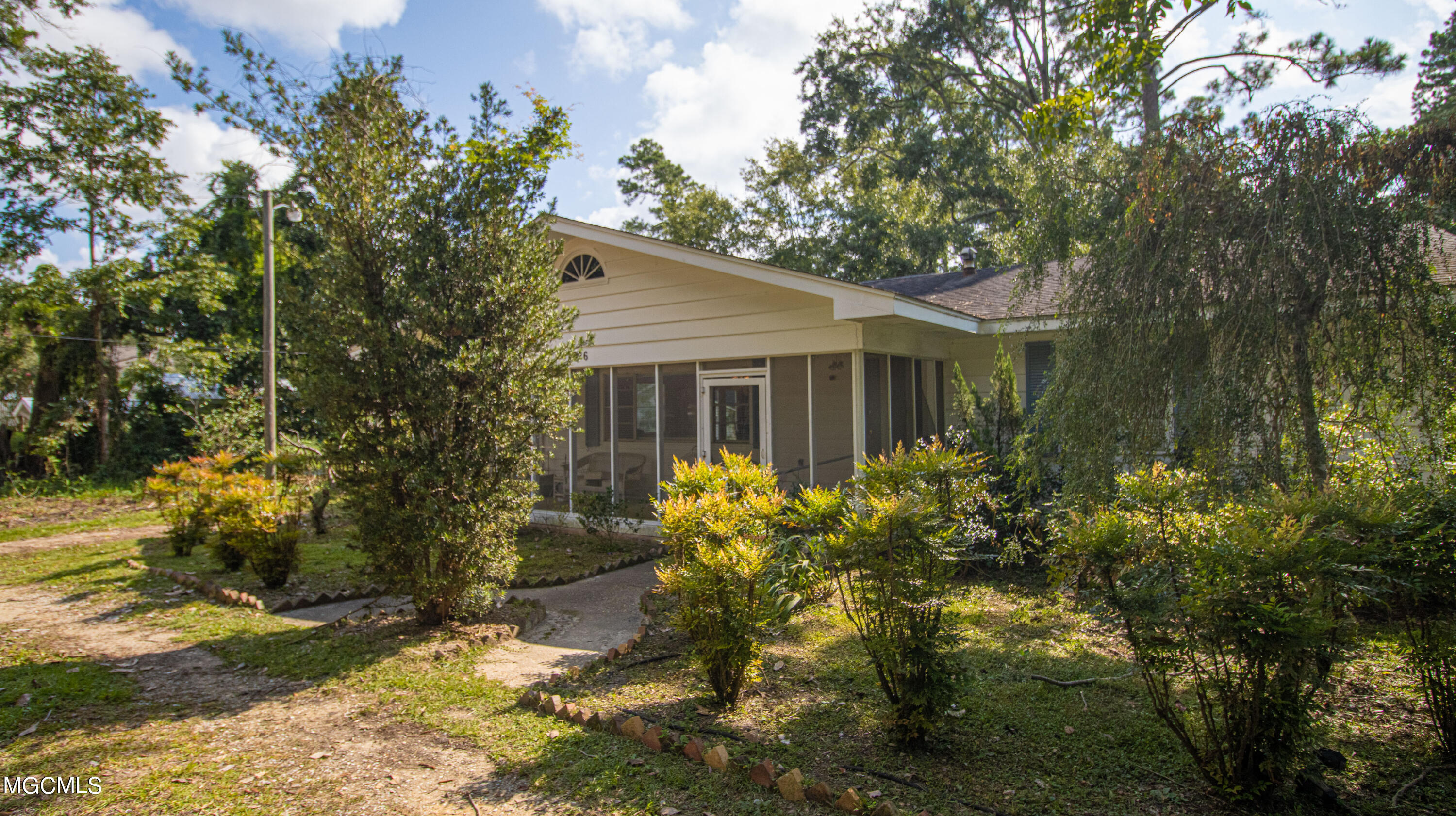 4926 Courthouse Road Gulfport, MS 39507 - Photo 6 of 28 Exterior Front
