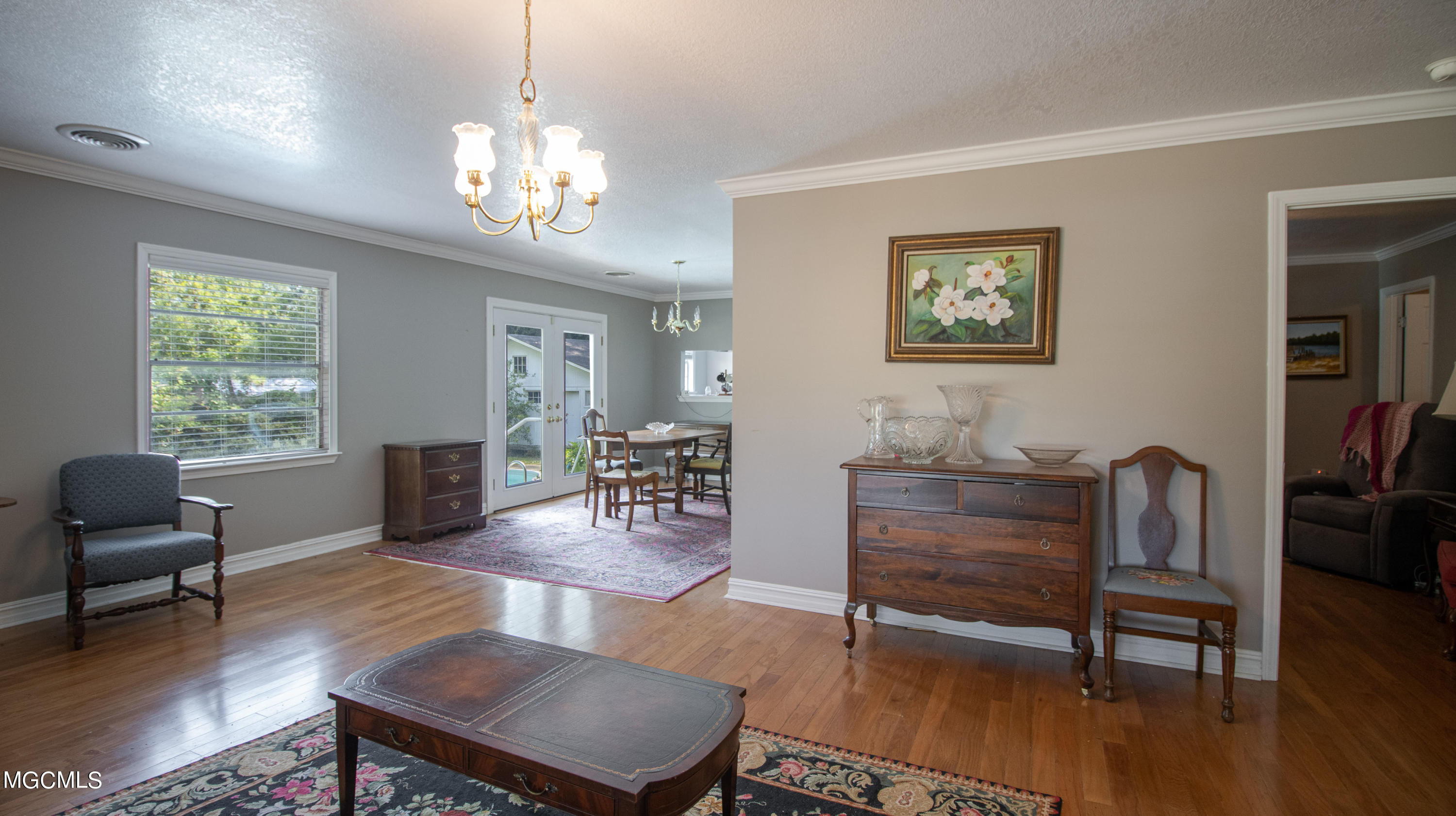 4926 Courthouse Road Gulfport, MS 39507 - Photo 8 of 28 Living Room