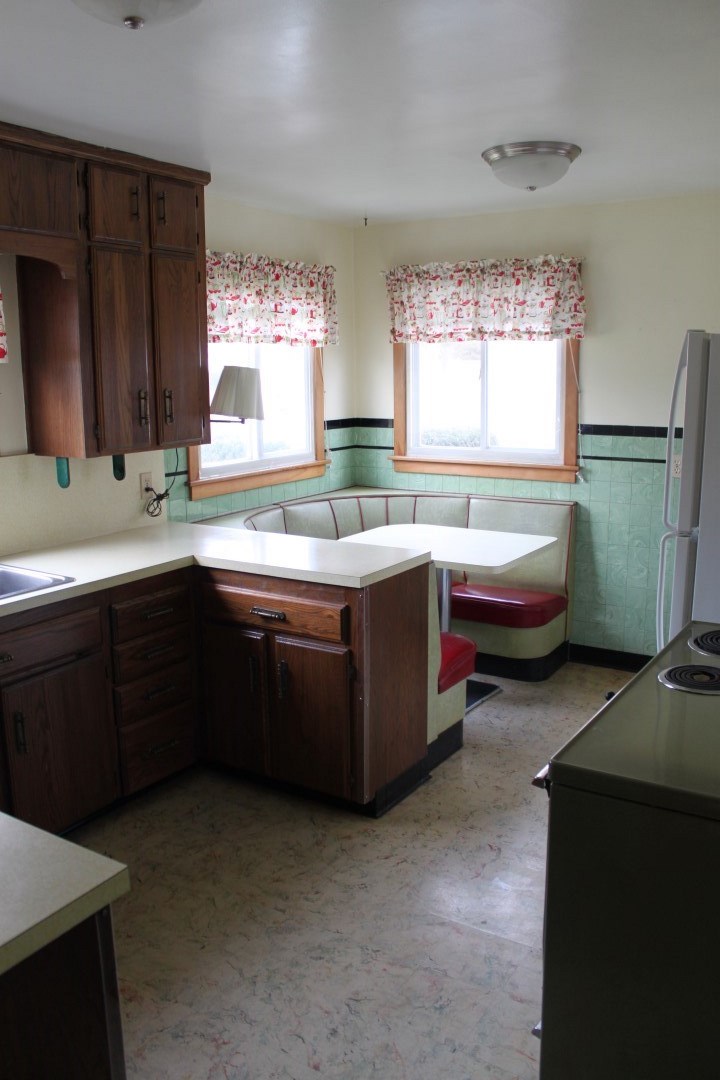 2007 Bashor Road Goshen, IN 46526 - Photo 9 of 14 Gallery Image 9