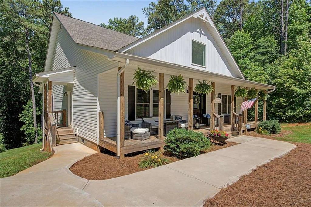1381 Star Point Road Carrollton, GA 30116 - Photo 2 of 50 Gallery Image 2