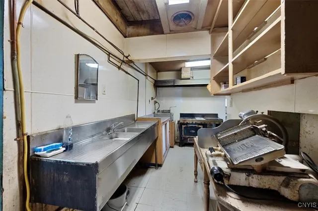 $139,000 | 8460 Old River Road, Marcy, NY 13403