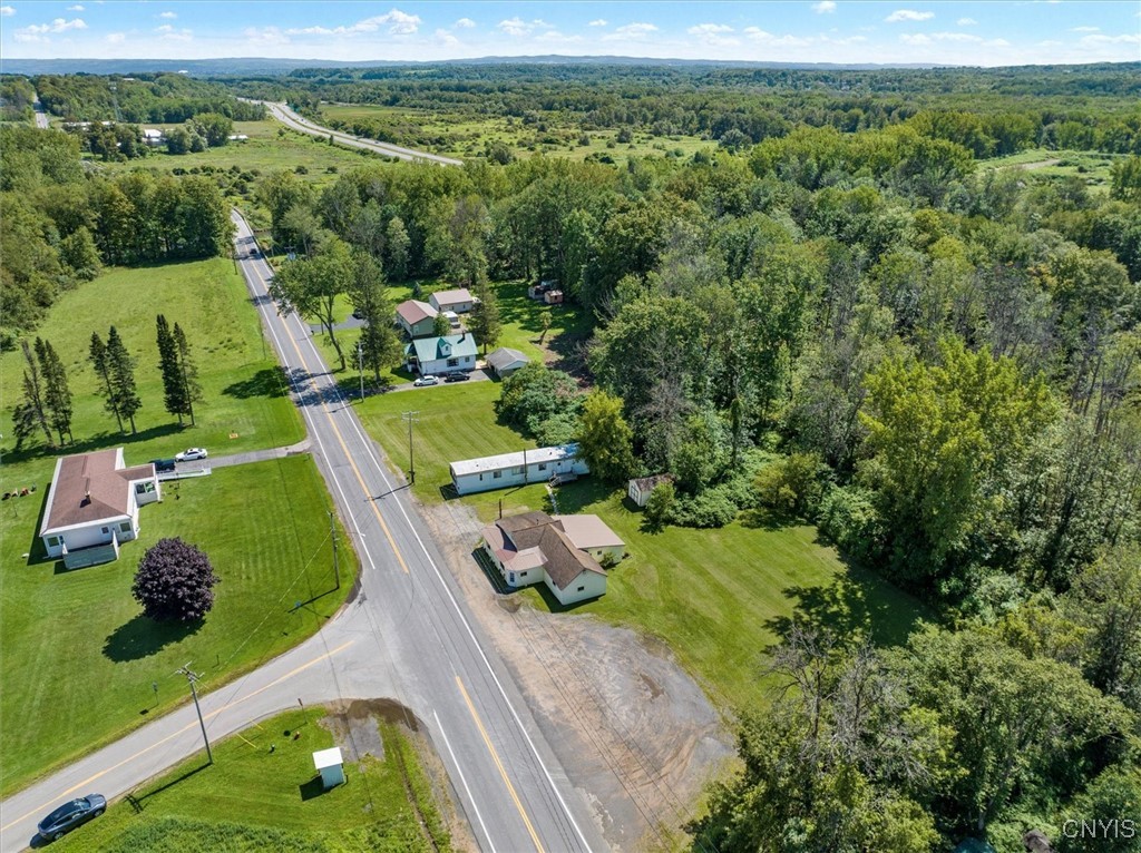 8460 Old River Road Marcy, NY 13403 - Photo 5 of 48