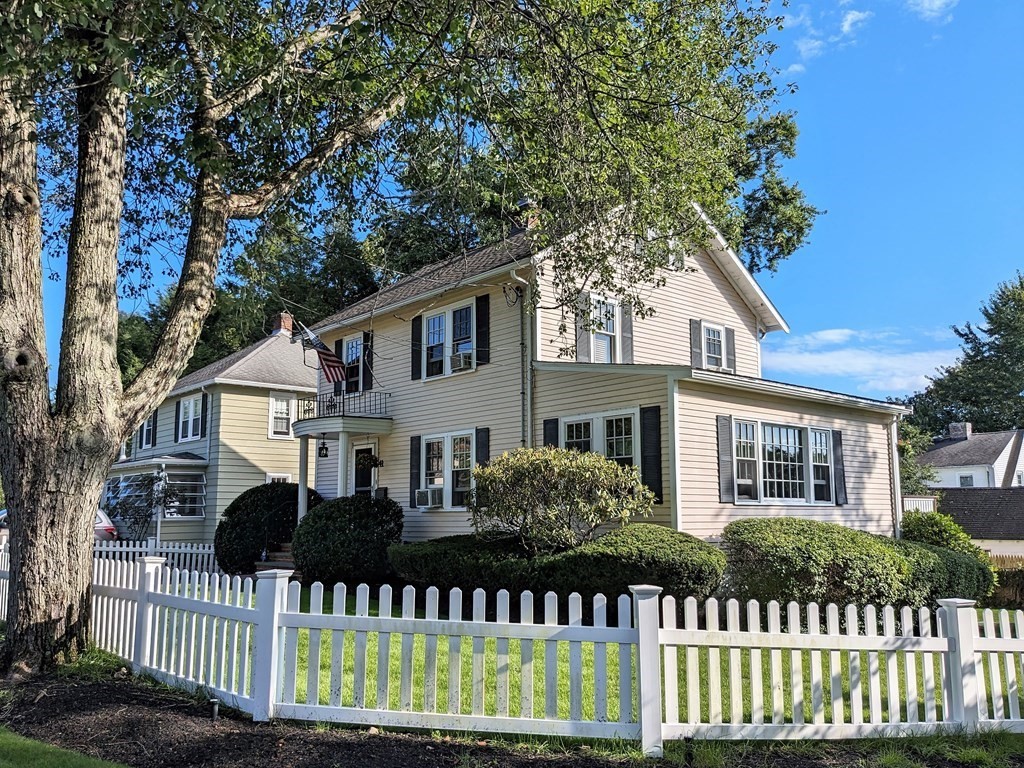 41 Stanley Road Belmont, MA 02478 - Photo 2 of 36 Gallery Image 2