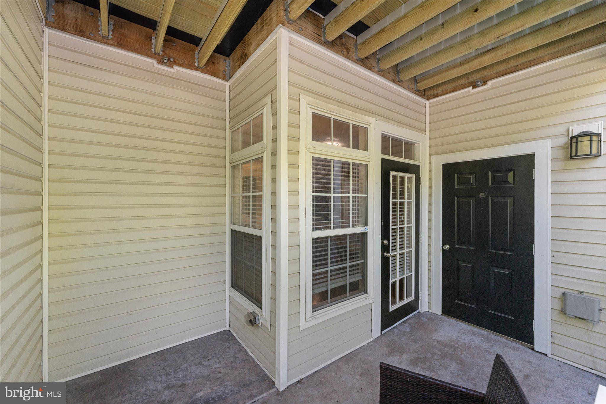503 Sunset View Terrace Southeast, Unit 101 Leesburg, VA 20175 - Photo 30 of 39 Charming corner entryway awaits you.