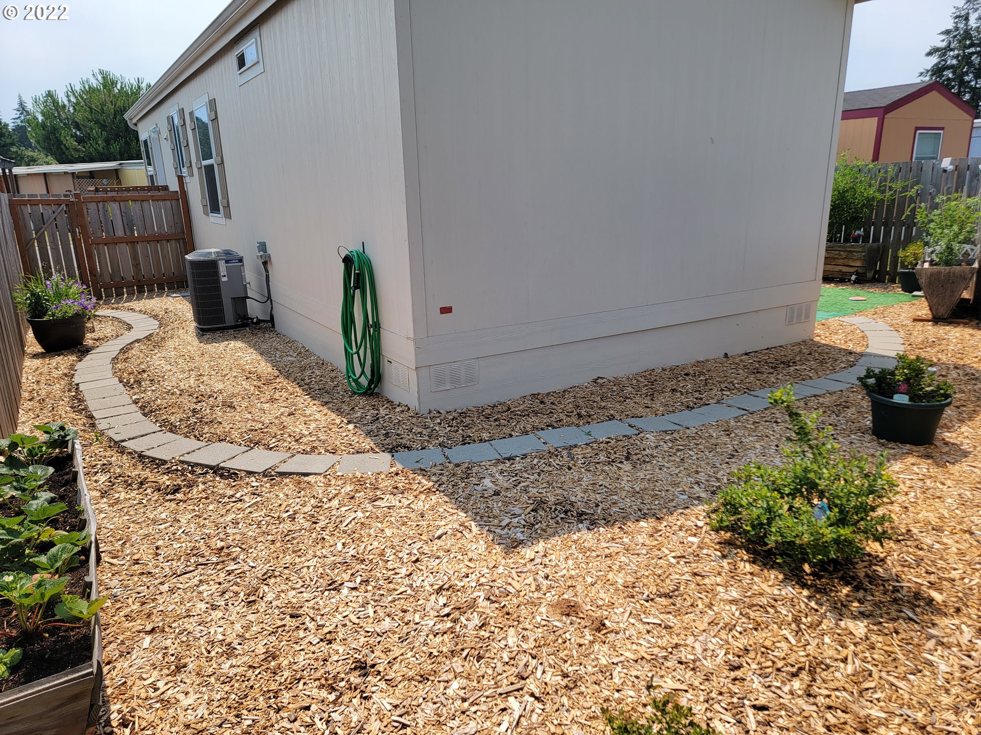 205 South 54th Street, Unit 26 Springfield, OR 97478 - Photo 11 of 14