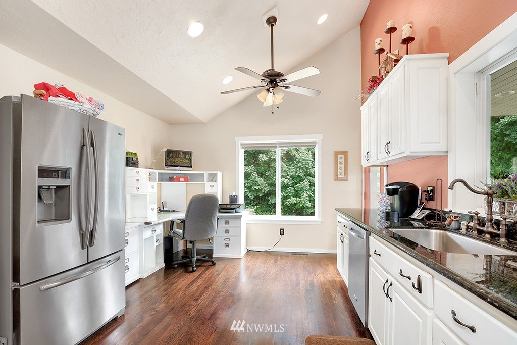 9621 Tveit Road Arlington, WA 98223 - Photo 11 of 25