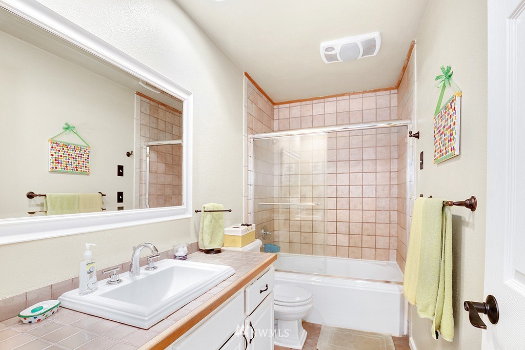 9621 Tveit Road Arlington, WA 98223 - Photo 4 of 25