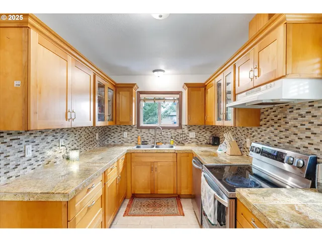 $355,000 | 3170 Pennsylvania Street, Longview, WA 98632