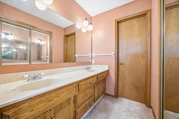 $365,000 | 1104 Southeast 7th Street, Lee's Summit, MO 64063