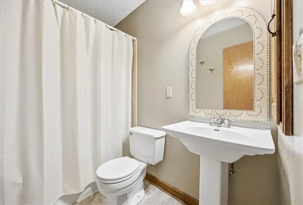 $365,000 | 1104 Southeast 7th Street, Lee's Summit, MO 64063