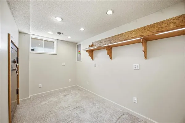 $365,000 | 1104 Southeast 7th Street, Lee's Summit, MO 64063