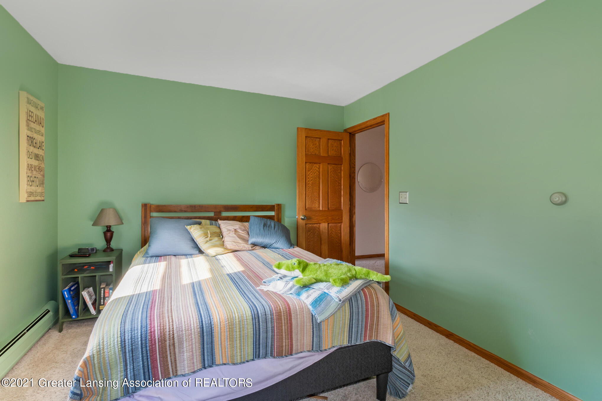 6461 West Howe Road Dewitt, MI 48820 - Photo 17 of 34 Bedroom 2