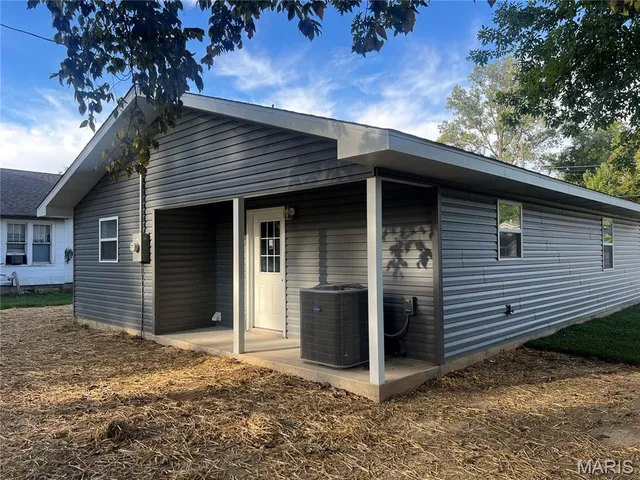 $134,500 | 213 South Sassafras, Dexter, MO 63841