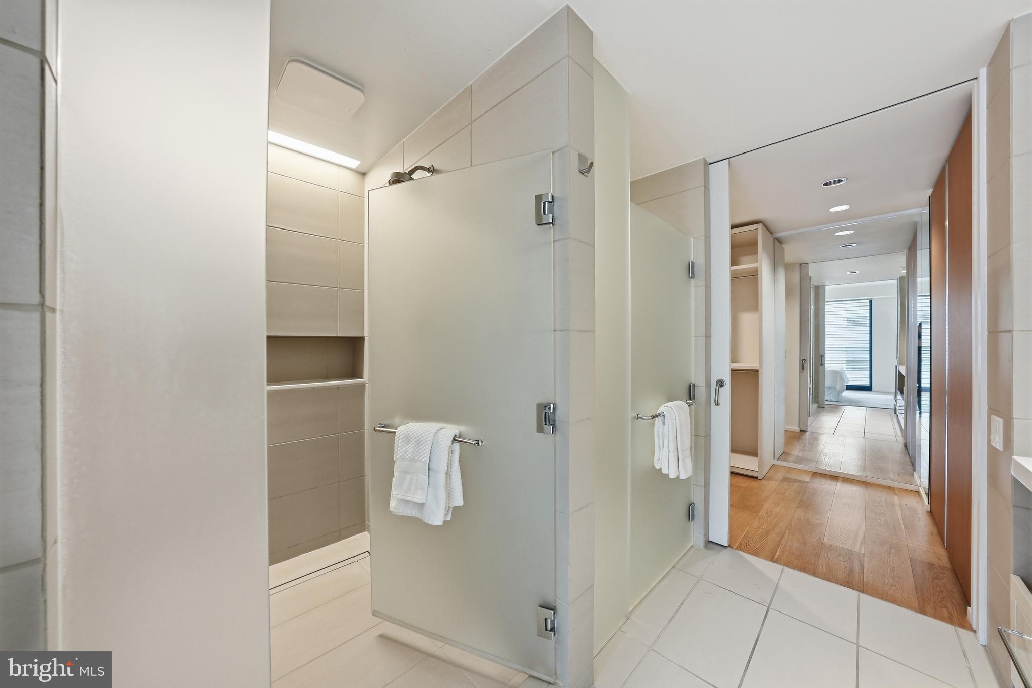 925 H Street Northwest, Unit 904 Washington, DC 20001 - Photo 20 of 50