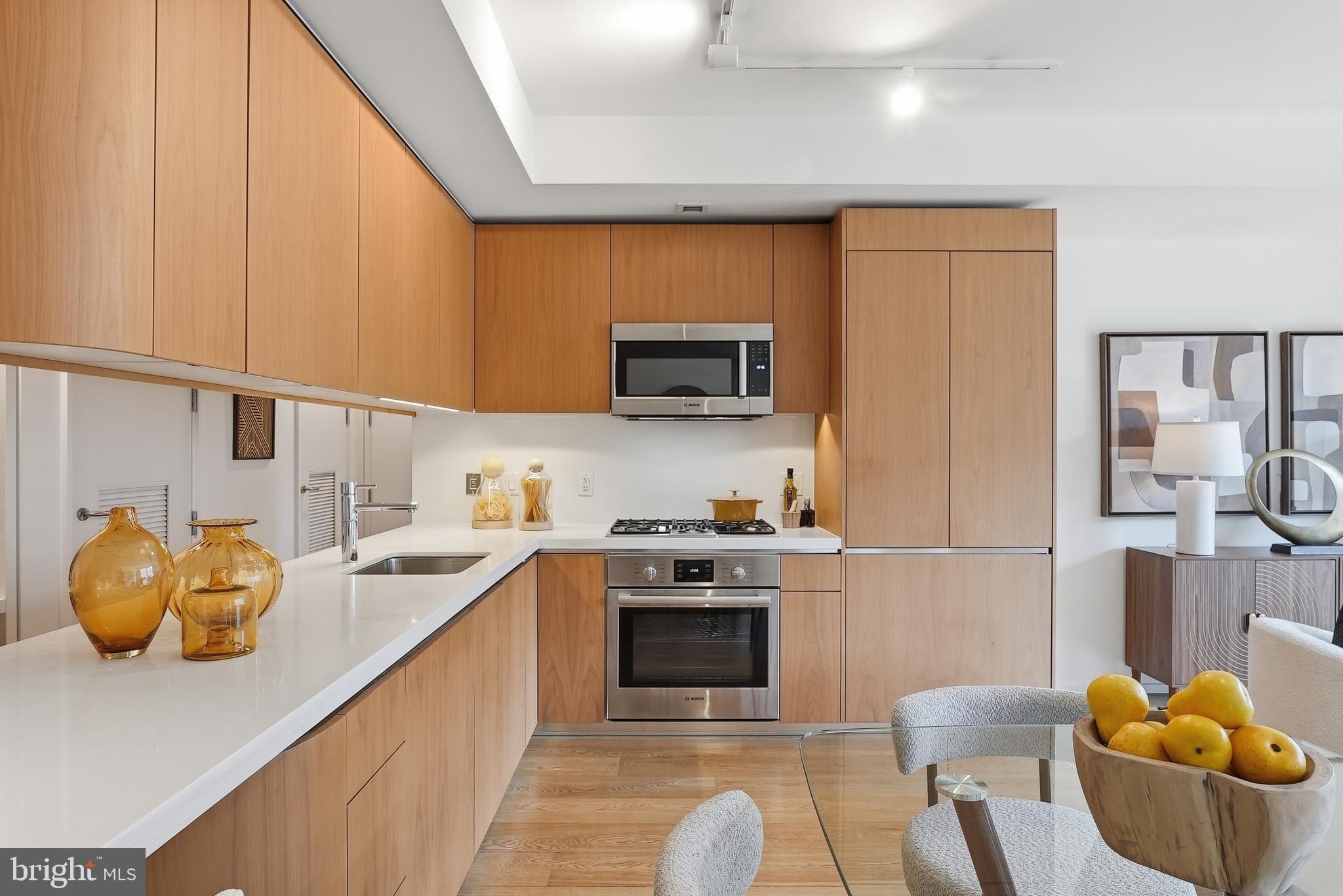 925 H Street Northwest, Unit 904 Washington, DC 20001 - Photo 5 of 50