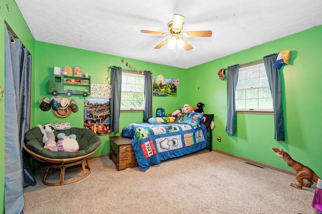 887 Blacksnake Road Utica, OH 43080 - Photo 27 of 60 18-BedroomThree