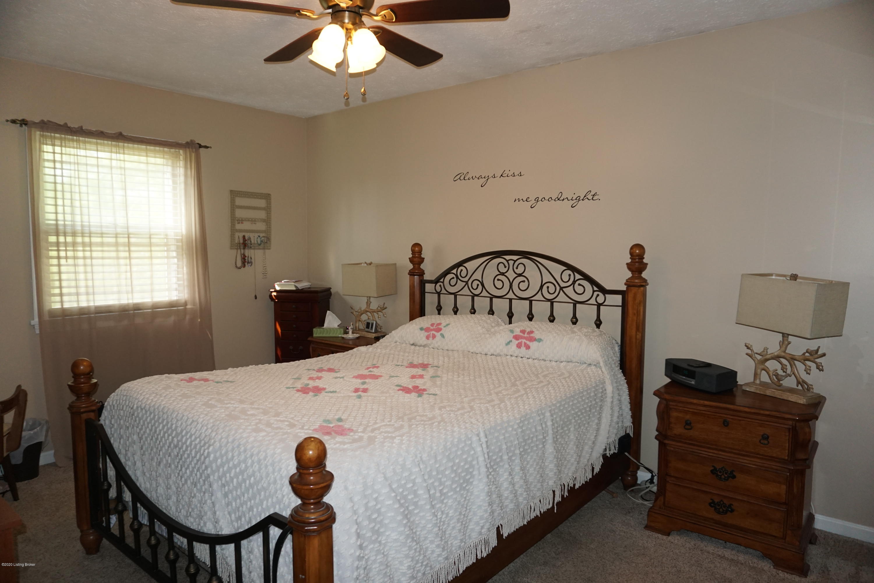 1284 Pendleton Road Louisville, KY 40272 - Photo 12 of 23 DSC02363