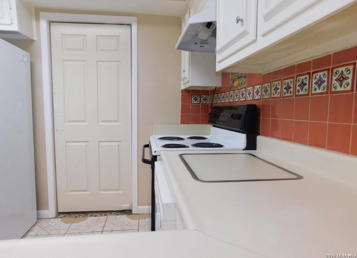 5359 Fredericksburg Road, Unit 302 San Antonio, TX 78229 - Photo 12 of 16