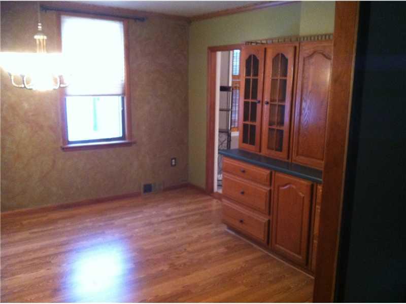 4 Highland Drive McKees Rocks, PA 15136 - Photo 7 of 19 Dining Room.