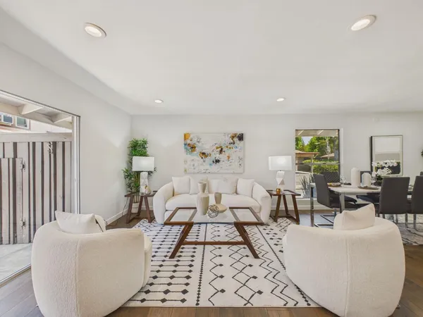 $720,000 | 215 Red Oak Drive, Unit G, Sunnyvale, CA 94086