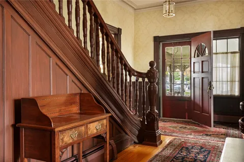 $875,000 | 178 Eaton Street, Providence, RI 02908