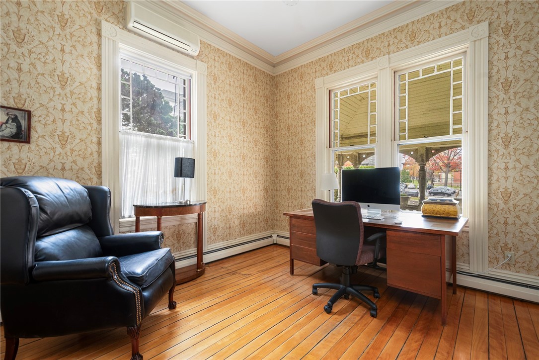 178 Eaton Street Providence, RI 02908 - Photo 9 of 40