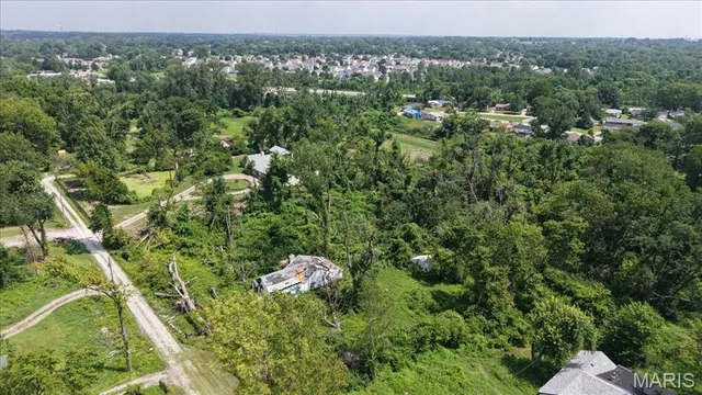 $229,000 | 3370 Suncrest Drive, Florissant, MO 63033