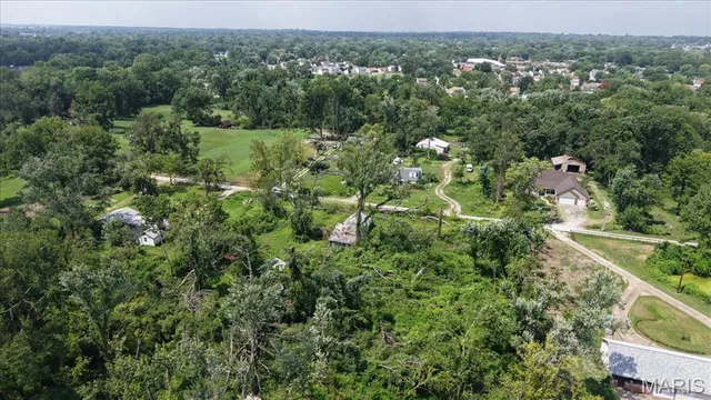 $229,000 | 3370 Suncrest Drive, Florissant, MO 63033