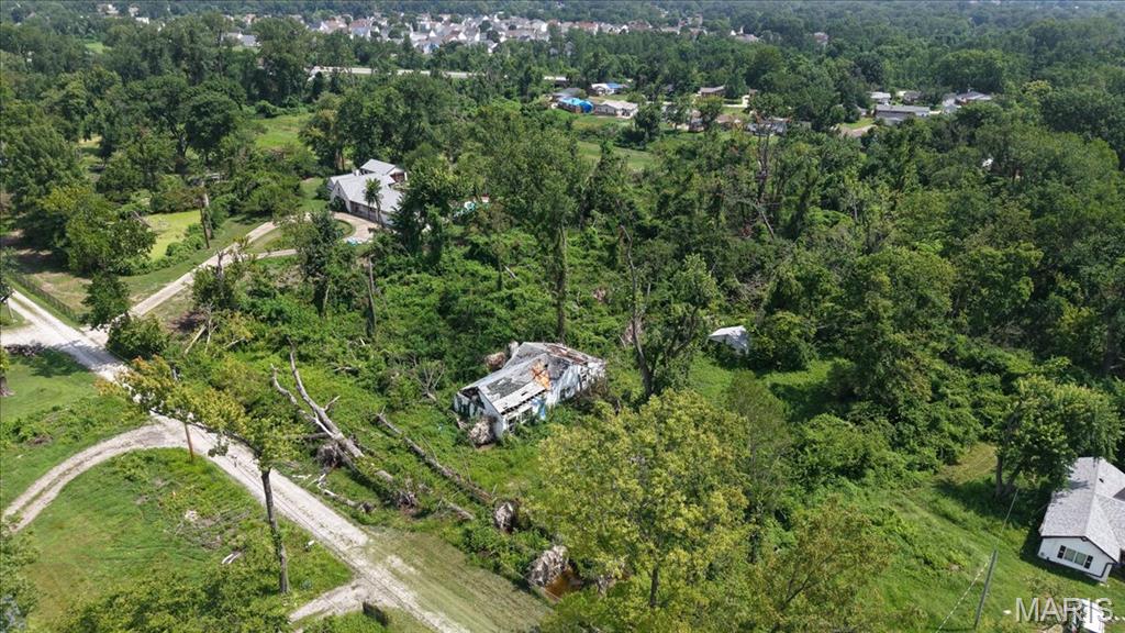 3370 Suncrest Drive Florissant, MO 63033 - Photo 9 of 21