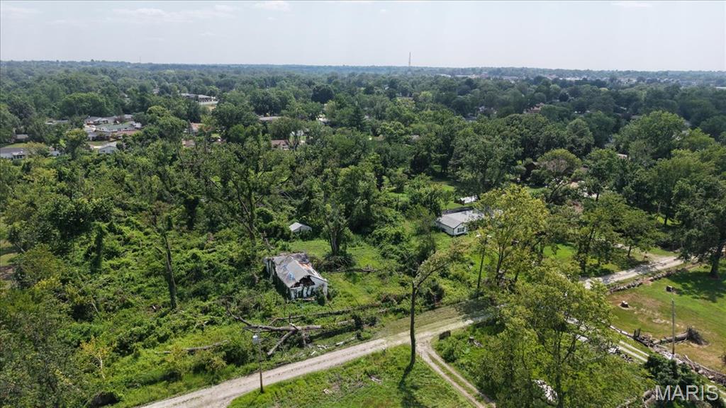 3370 Suncrest Drive Florissant, MO 63033 - Photo 10 of 21