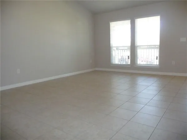 $2,100 | 1118 Walnut Canyon Boulevard, Pflugerville, TX 78660