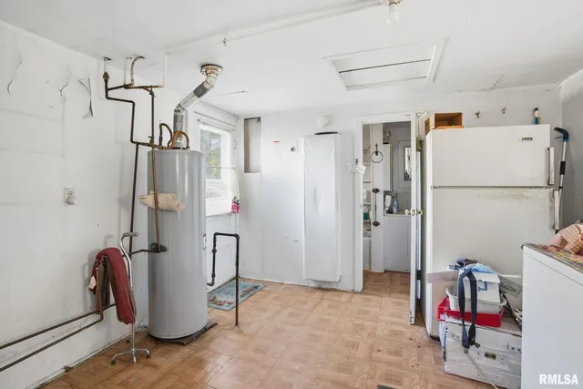 a view of yard with swimming pool and trees