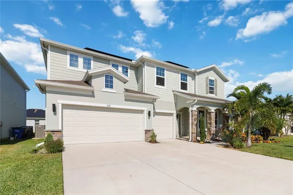 $715,000 | 2323 Nuthatch Street, St. Cloud, FL 34771