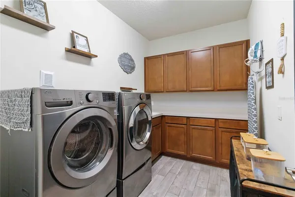 $715,000 | 2323 Nuthatch Street, St. Cloud, FL 34771