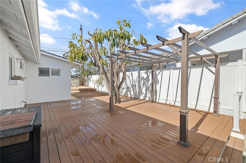 625 Beachcomber Drive Seal Beach, CA 90740 - Photo 32 of 39