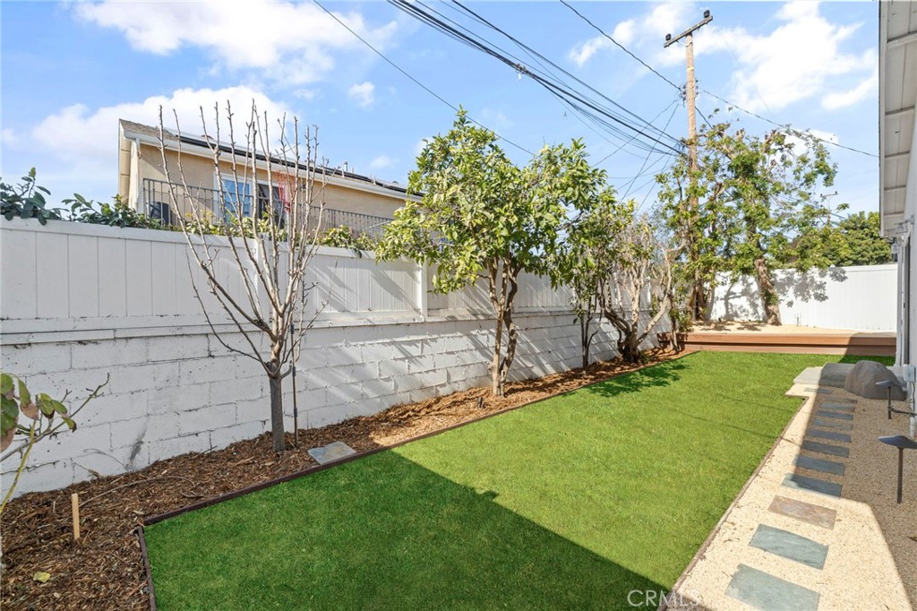 625 Beachcomber Drive Seal Beach, CA 90740 - Photo 36 of 39