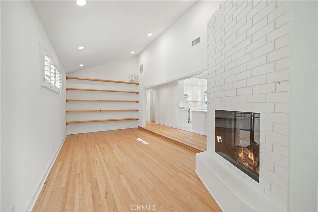 625 Beachcomber Drive Seal Beach, CA 90740 - Photo 8 of 39