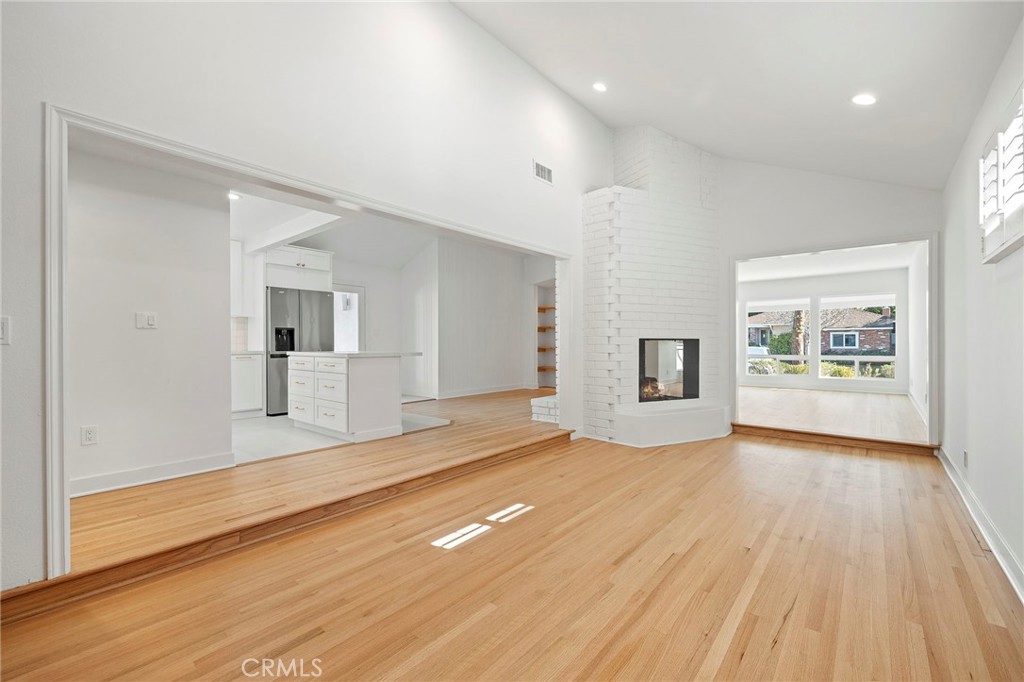 625 Beachcomber Drive Seal Beach, CA 90740 - Photo 9 of 39