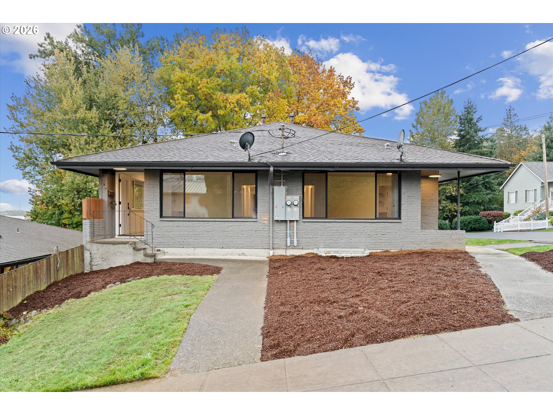 635 Northeast Dallas Street Camas, WA 98607 - Photo 2 of 35