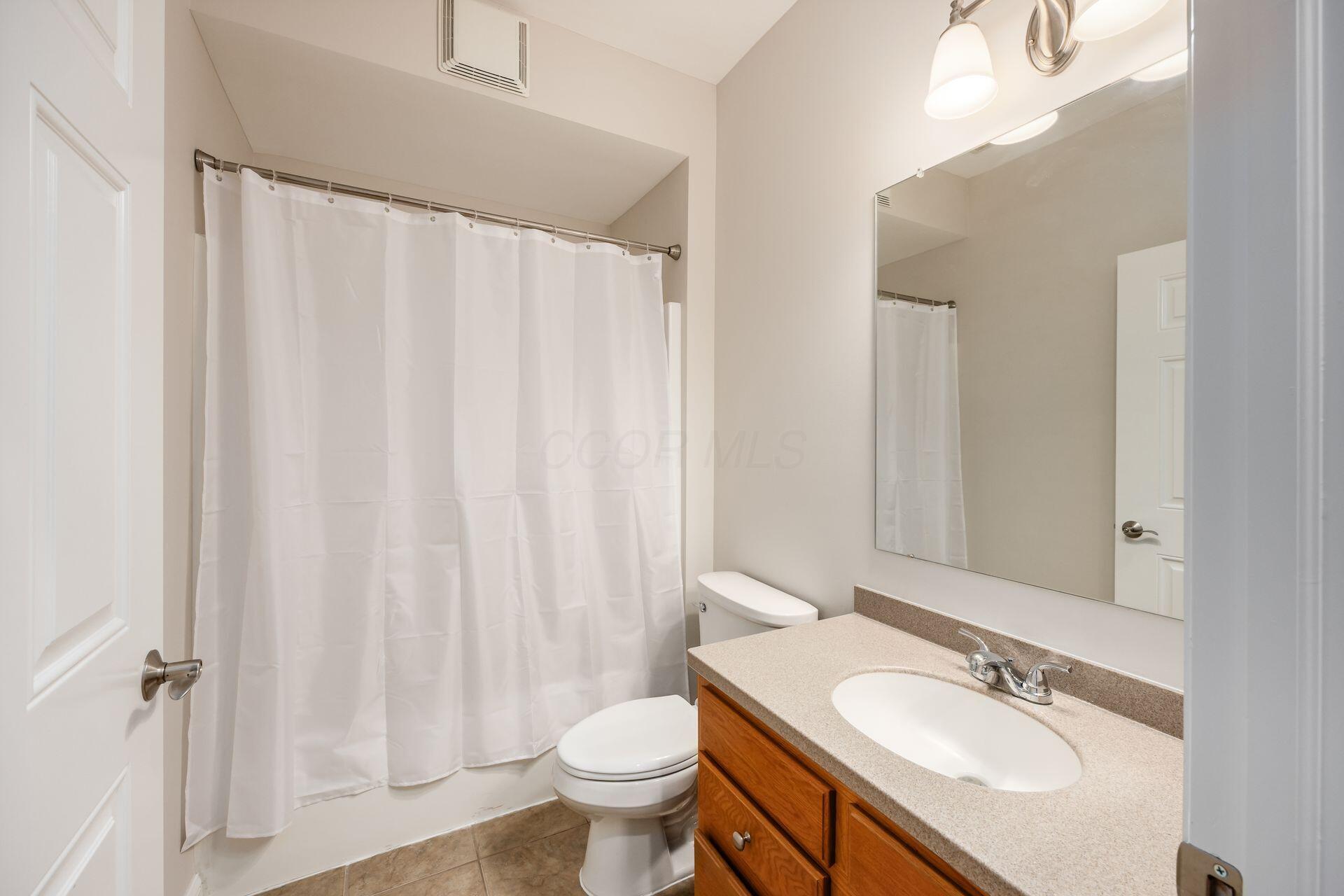 1784 Ridgecliff Road Upper Arlington, OH 43221 - Photo 16 of 40 014_a9d15743_ridgecliff 123-2
