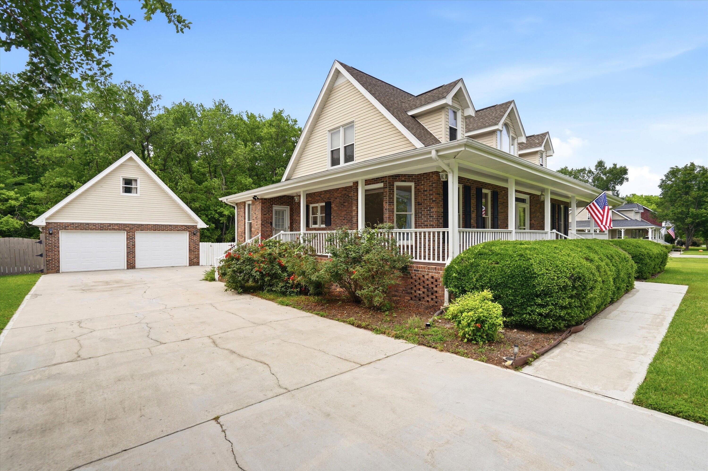 1539 State Rd S-8-700 Moncks Corner, SC 29461 - Photo 5 of 31
