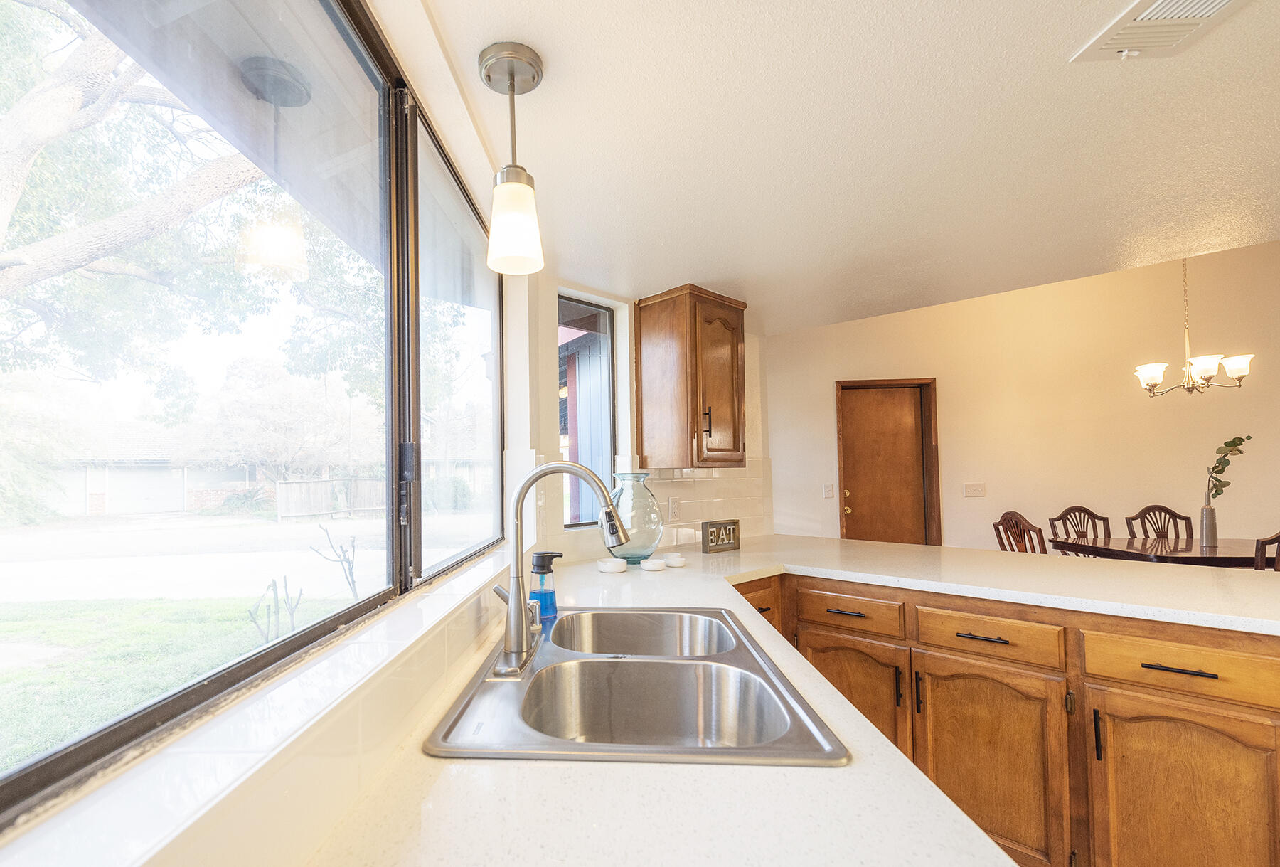 2535 West Visalia Road, Unit W Exeter, CA 93221 - Photo 10 of 43 14