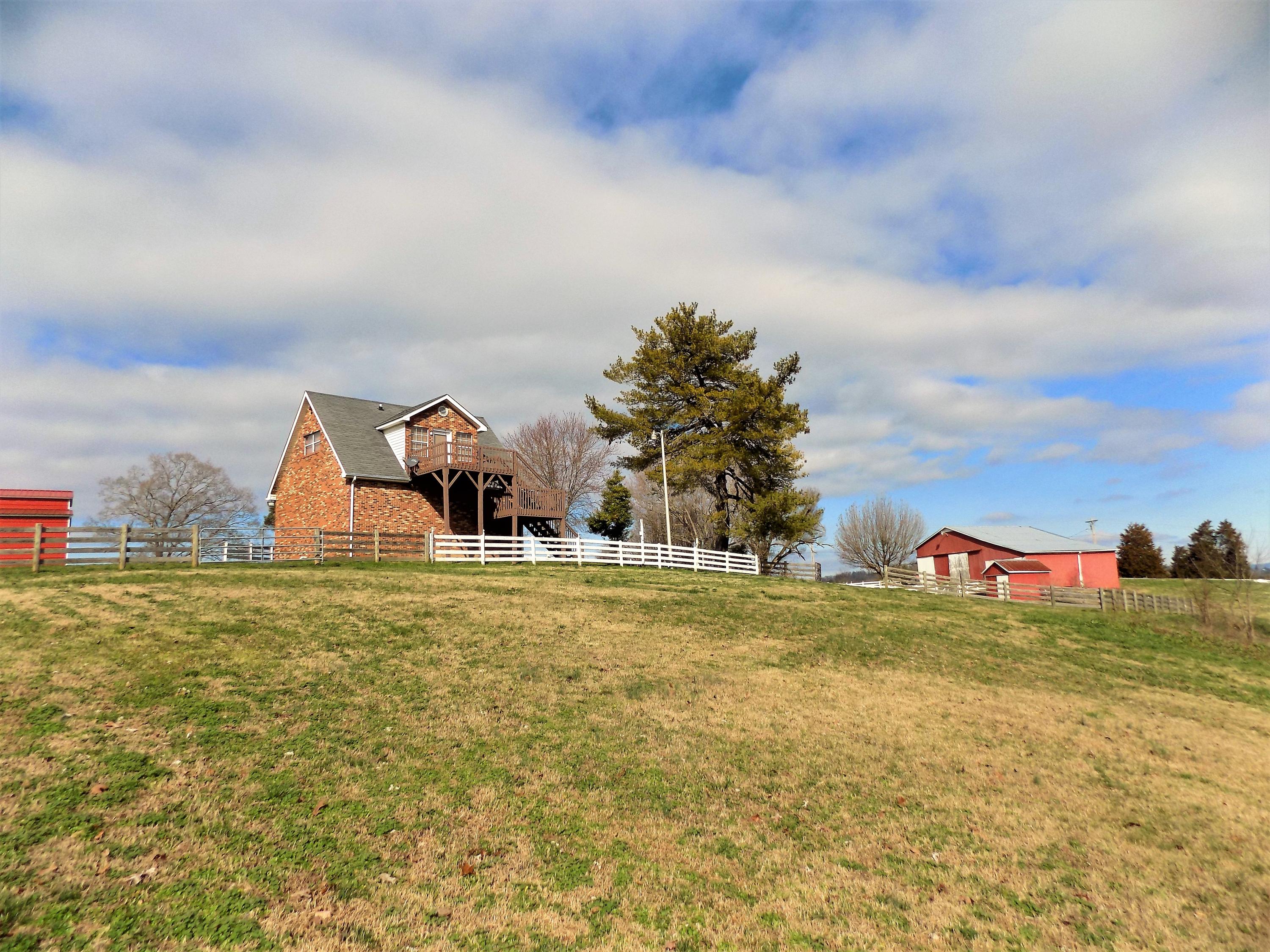 15005 Lakeshore Drive Rutledge, TN 37861 - Photo 3 of 36 Bungalow & Barns