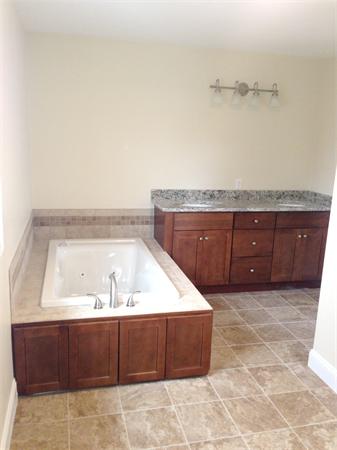 2 Deer Run Road Bristol, RI 02809 - Photo 7 of 17 Gallery Image 7