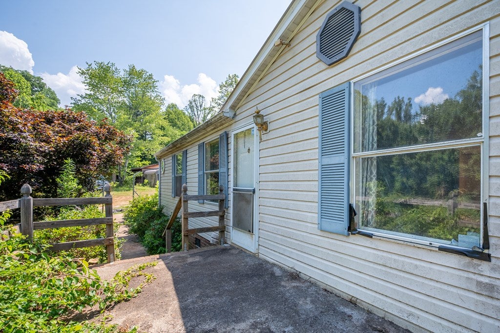 539 Long Branch Road Claudville, VA 24076 - Photo 6 of 43 Gallery Image 6